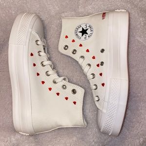 Chuck Taylor All Star Lift Platform Embroidered Hearts- women’s high top shoe